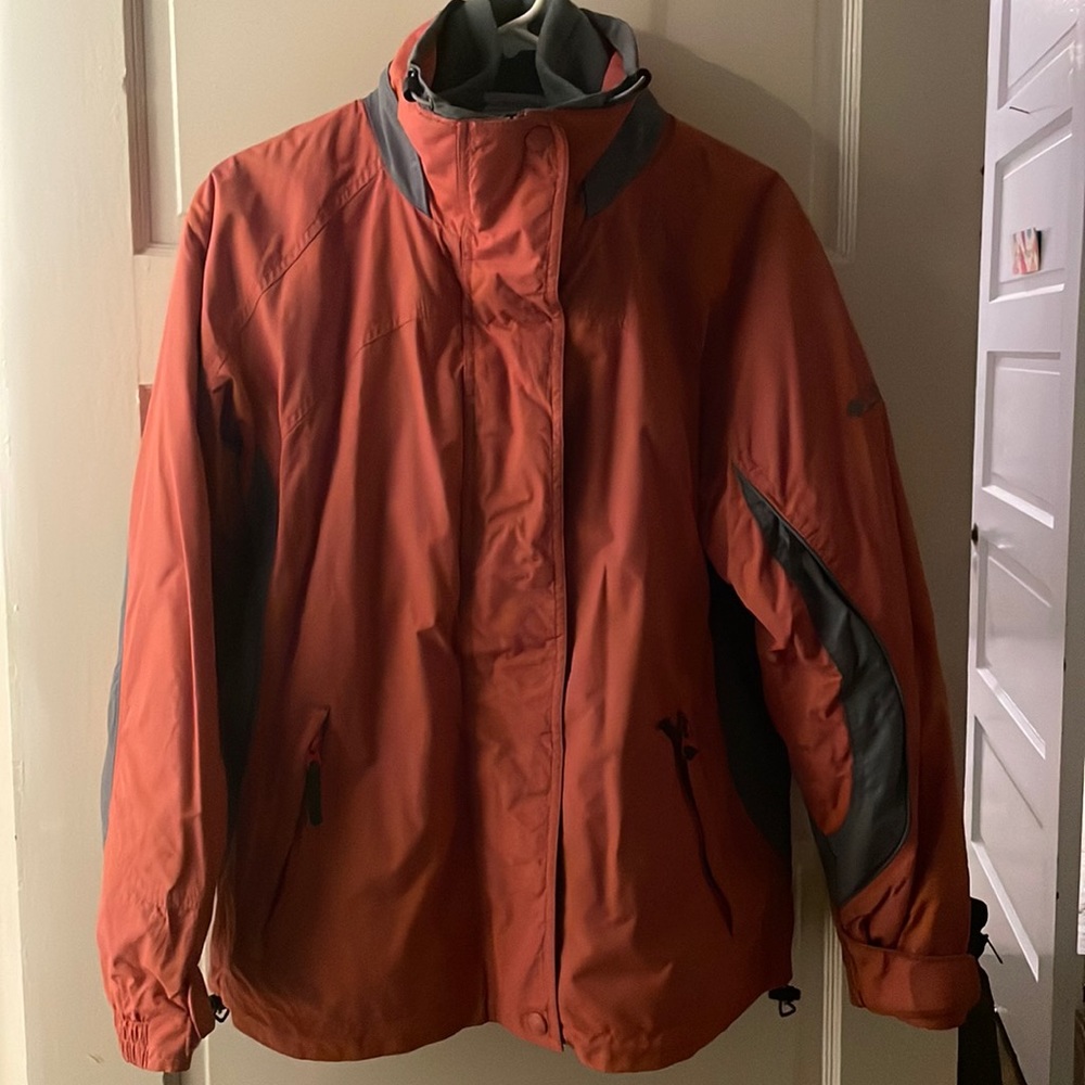 Red columbia bugaboo women’s medium ski jacket